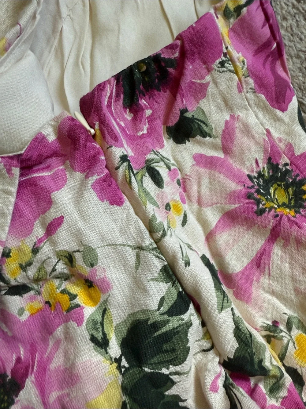 Abercrombie & Fitch floral wrap